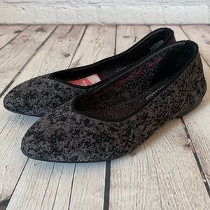 Skechers Cleo ballet flat gray womens size 5.5